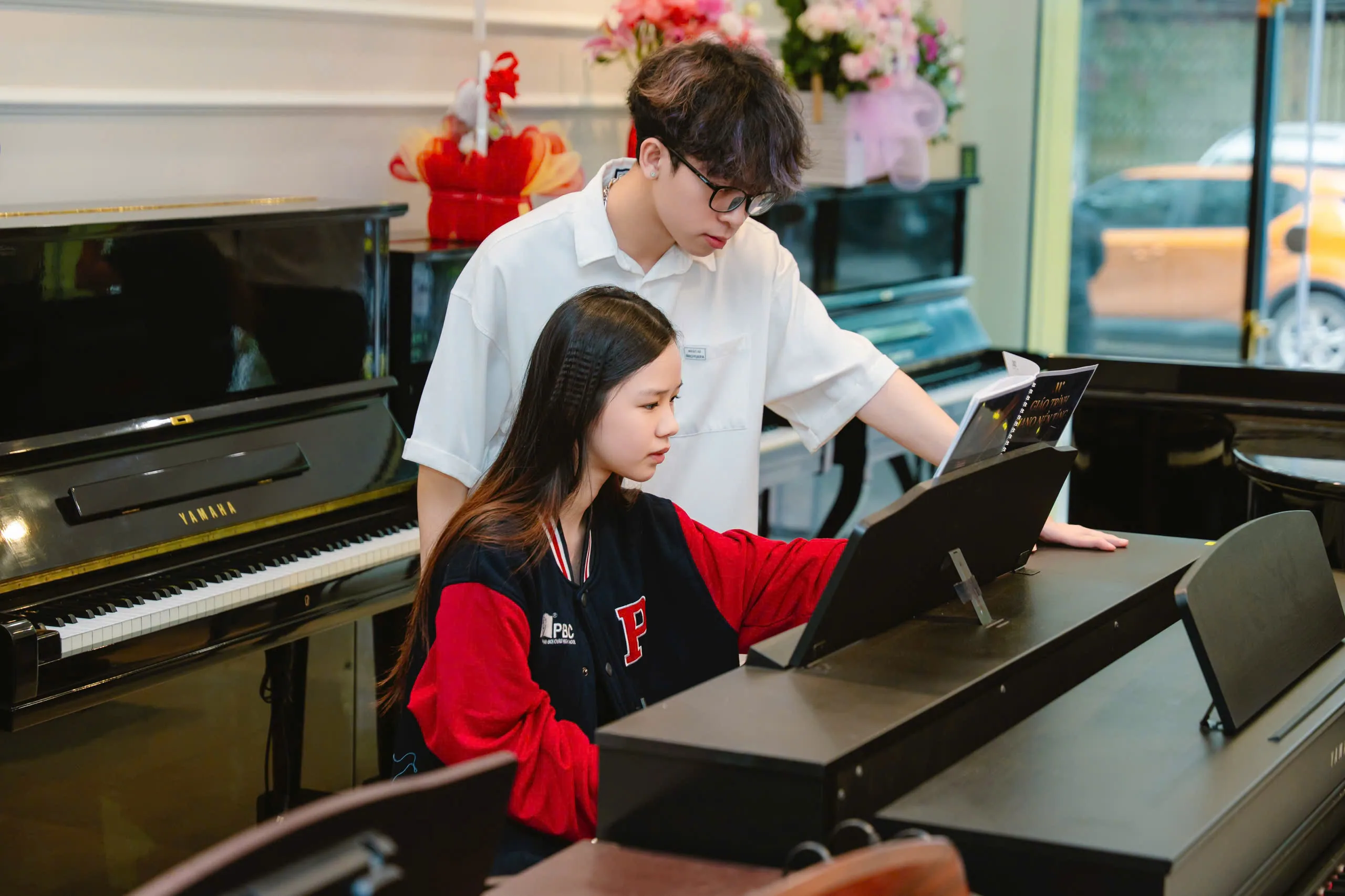 Buổi học nhóm tại Melody Art